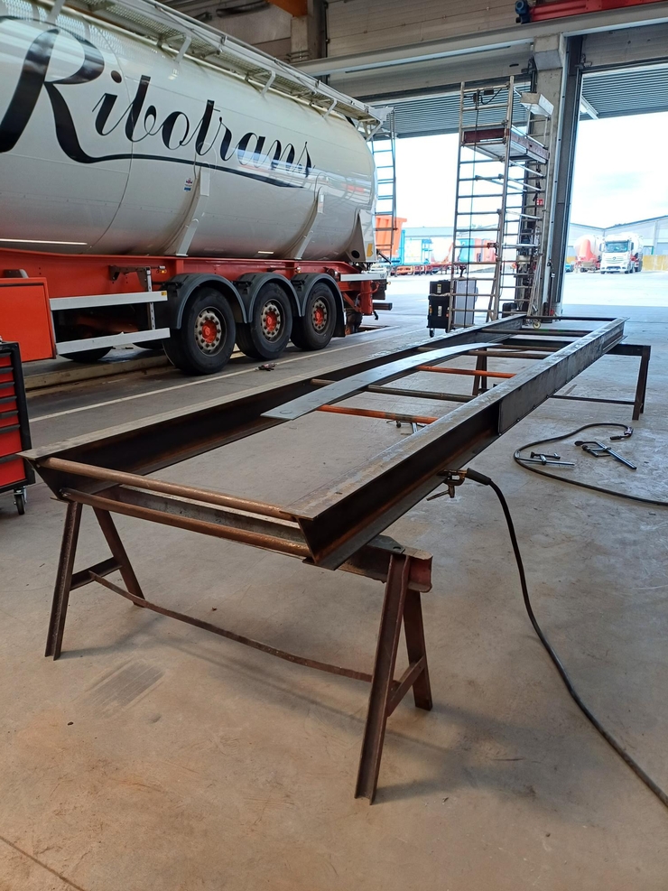 Maken van inox container op maat