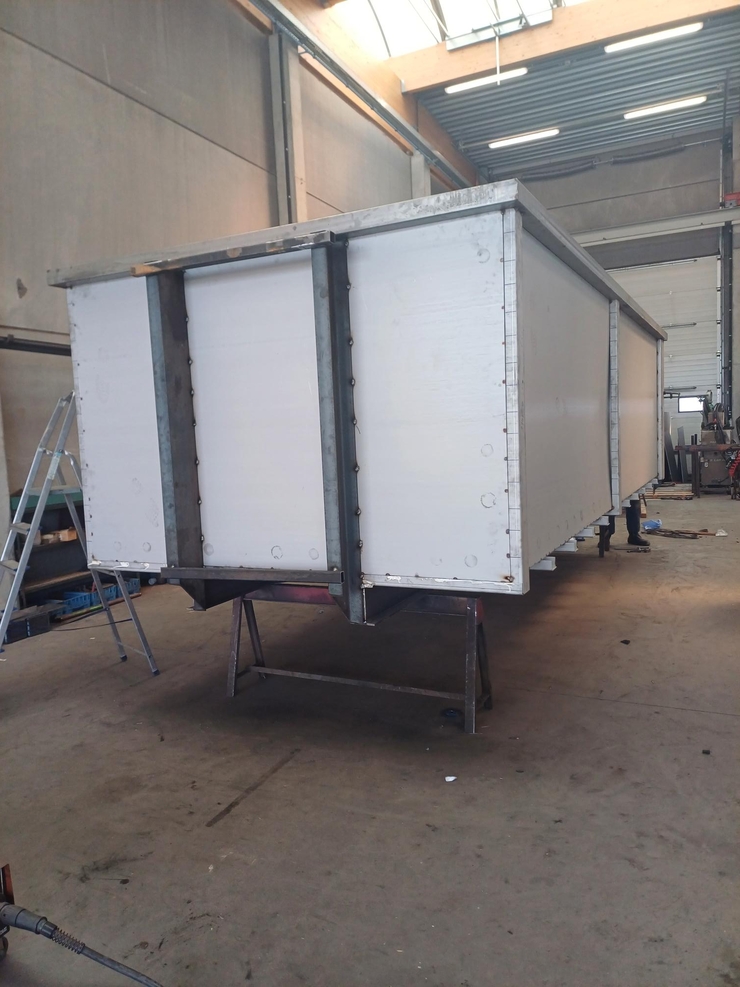 Maken van inox container op maat